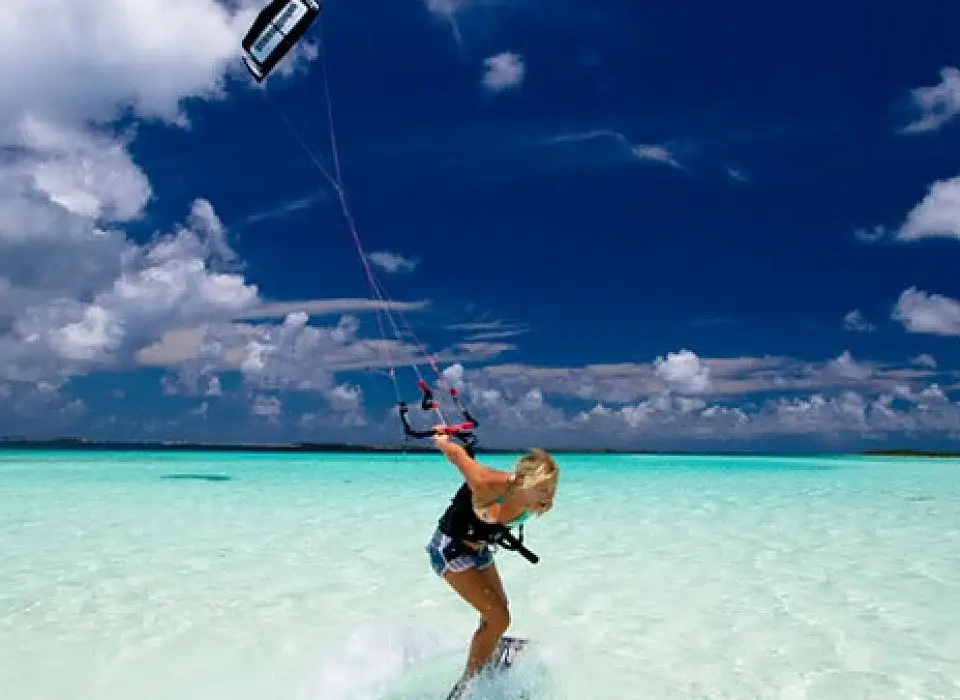 Kitesurfing